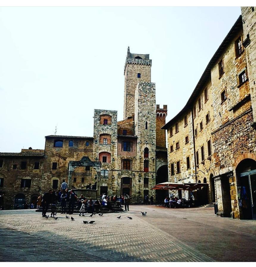 Affittacamere Chiti Melania San Gimignano Exteriör bild