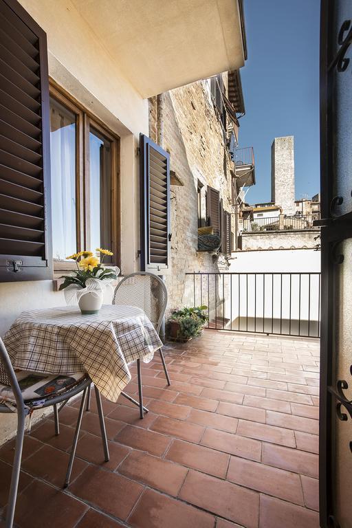 Affittacamere Chiti Melania San Gimignano Exteriör bild