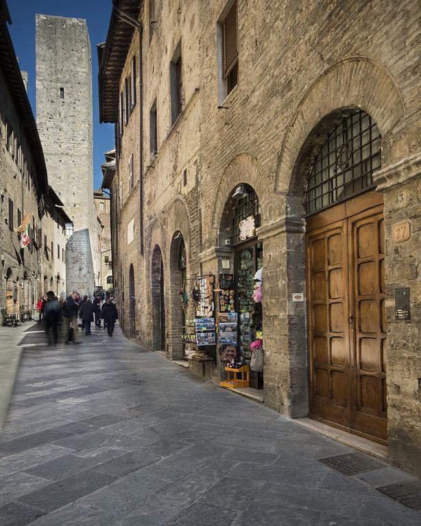 Affittacamere Chiti Melania San Gimignano Exteriör bild