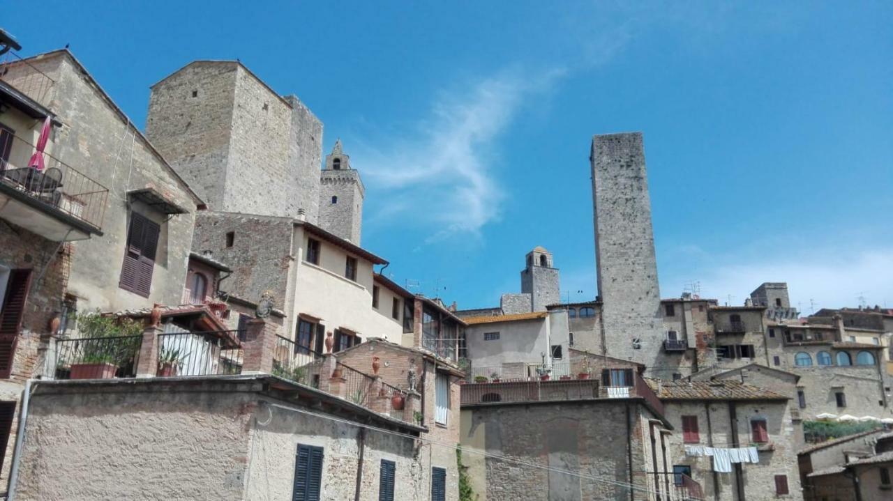 Affittacamere Chiti Melania San Gimignano Exteriör bild